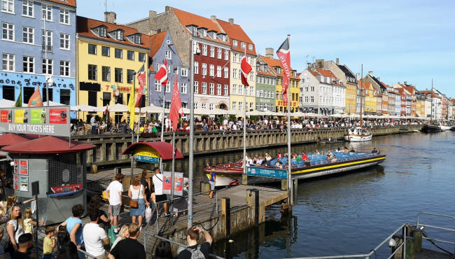 Kopenhagen entdecken: Hygge, Hafenflair und königliche Momente